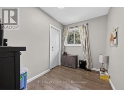 126 SPRINGBANK AVENUE N - 20