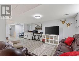 126 SPRINGBANK AVENUE N - 24