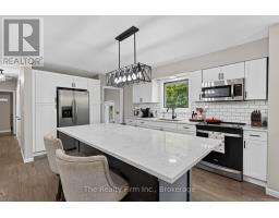 126 SPRINGBANK AVENUE N - 9