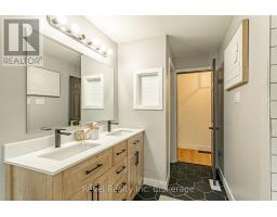 811 HUGHSON STREET - 19
