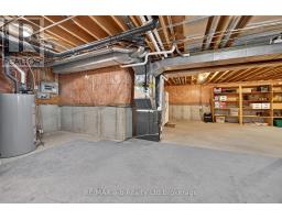 32 WILKINS CRESCENT - 37