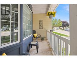 32 WILKINS CRESCENT - 5