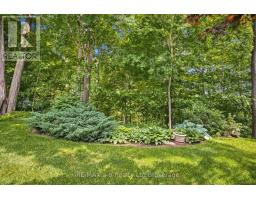 32 WILKINS CRESCENT - 9