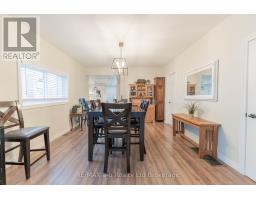 13 POTTERS ROAD N - 12