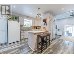 13 POTTERS ROAD N - 13