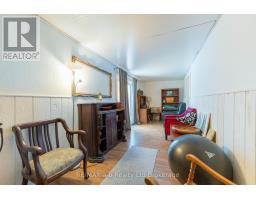13 POTTERS ROAD N - 18