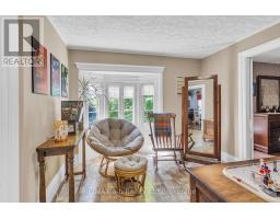 1813 NORFOLK COUNTY 19 ROAD W - 31