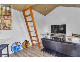 1813 NORFOLK COUNTY 19 ROAD W - 44