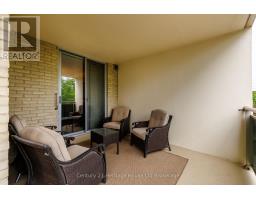409 - 820 BURNHAMTHORPE ROAD - 27
