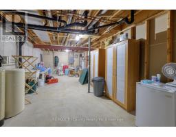UNIT 5 - 87 KING STREET W - 31