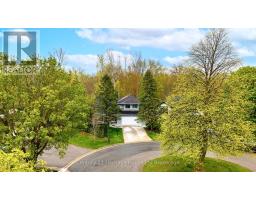86 LYSANDA COURT - 34