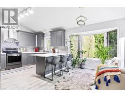 86 LYSANDA COURT - 9