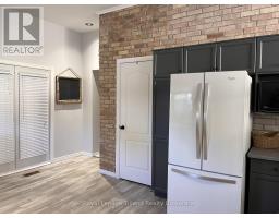 14 ELGIN STREET W - 11