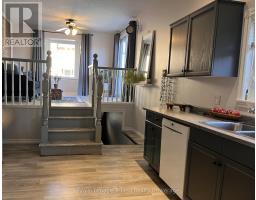 14 ELGIN STREET W - 13