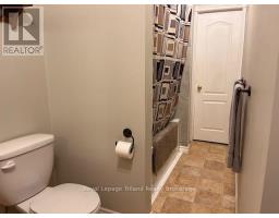 14 ELGIN STREET W - 27