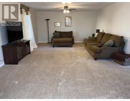 14 ELGIN STREET W - 7