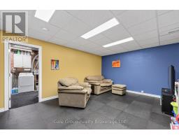 186 PORTSMOUTH COURT - 31