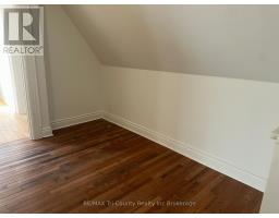 358 GLEBE STREET E - 26