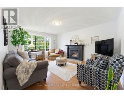 10 WOODSIDE DRIVE - 10