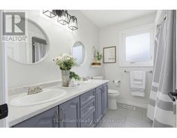 10 WOODSIDE DRIVE - 31