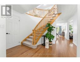 10 WOODSIDE DRIVE - 7