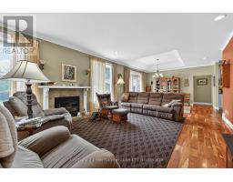15 HAMPDEN STREET - 14