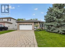 13 CORNISH CRESCENT - 1