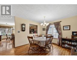 13 CORNISH CRESCENT - 14