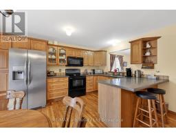 13 CORNISH CRESCENT - 17