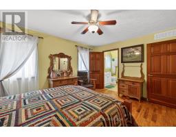 13 CORNISH CRESCENT - 25