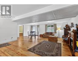 13 CORNISH CRESCENT - 31