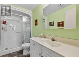 13 CORNISH CRESCENT - 35