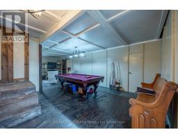 33 WELLINGTON STREET - 13