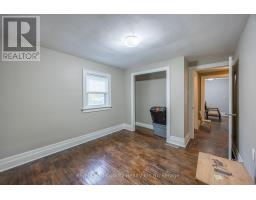 33 WELLINGTON STREET - 18