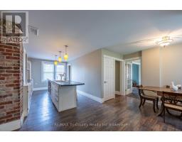 33 WELLINGTON STREET - 8