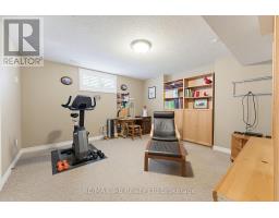 911 RIDGEWOOD DRIVE - 22