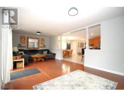 4 LANGRELL AVENUE - 16