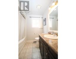 4 LANGRELL AVENUE - 25