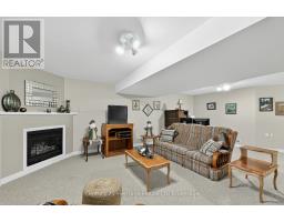 13 - 450 LAKEVIEW DRIVE - 23