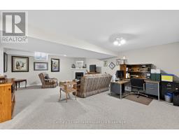 13 - 450 LAKEVIEW DRIVE - 24