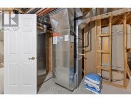 13 - 450 LAKEVIEW DRIVE - 39