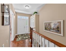 13 - 450 LAKEVIEW DRIVE - 5