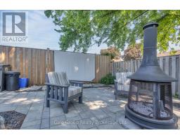 150 SPRINGBANK AVENUE N - 33