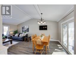 11 ROBIN STREET S - 9