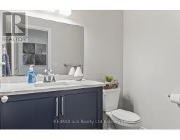 253 CHARLES STREET W - 11