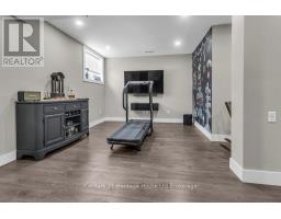 29 BROOKSIDE LANE - 30
