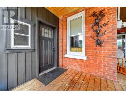 134 ELGIN STREET - 32