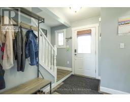 25 HERFORD STREET - 11