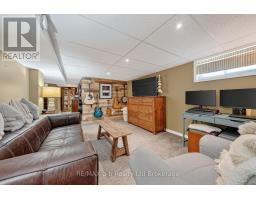 47 BURSLEM STREET - 30