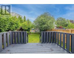 8 MOHICAN DRIVE - 21
